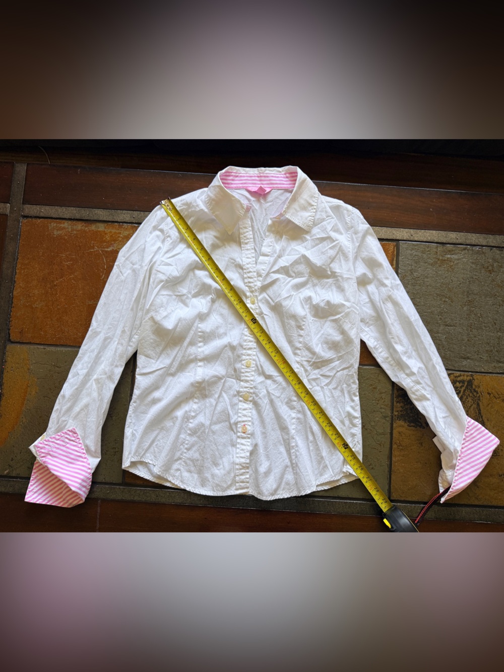 Lilly Pulitzer crappy white size 10 cotton blouse button down pink white collar